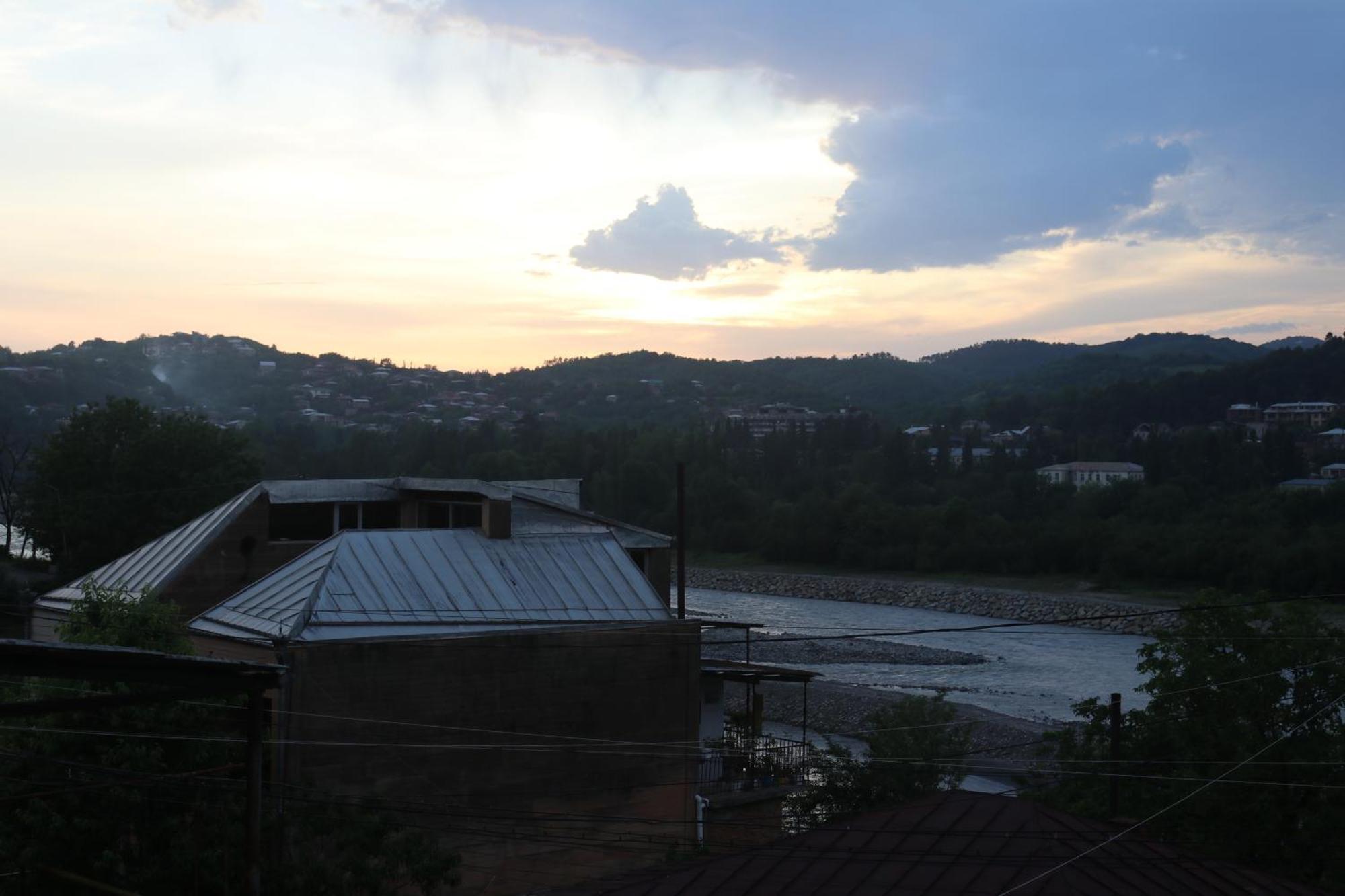 Guesthouse Luka Kutaisi Exterior photo